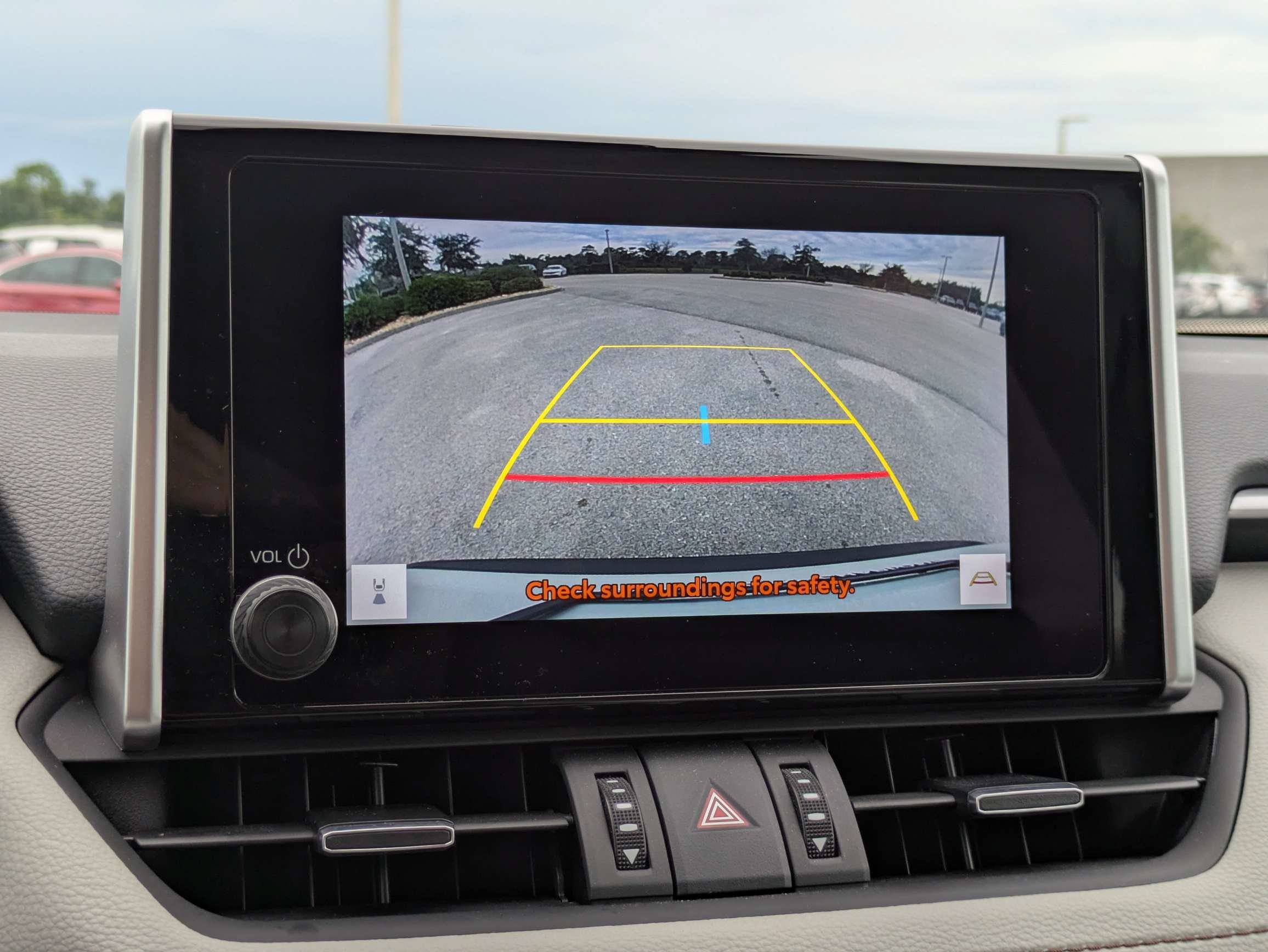 Used 2024 Pearl Toyota XLE Premium image 22