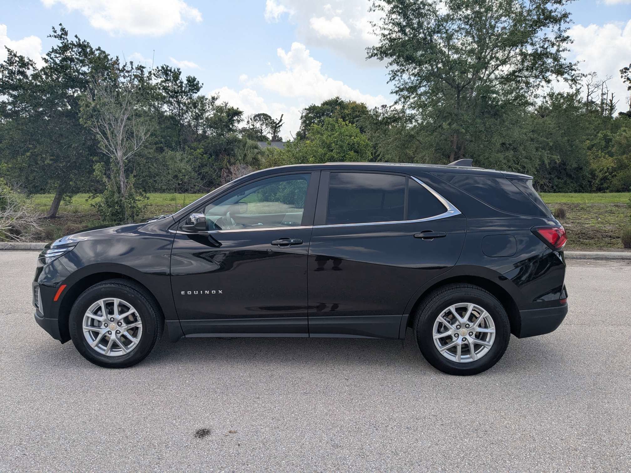 Used 2024 Mosaic Black Metallic Chevrolet LT image 8
