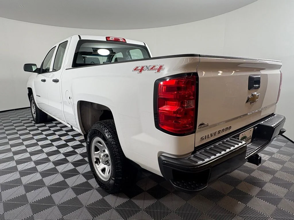 Used 2017 White Chevrolet WT image 10
