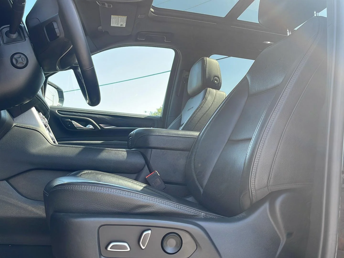 Used 2023 Onyx Black GMC Denali image 13