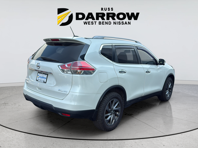 Used 2016 White Nissan SL image 5