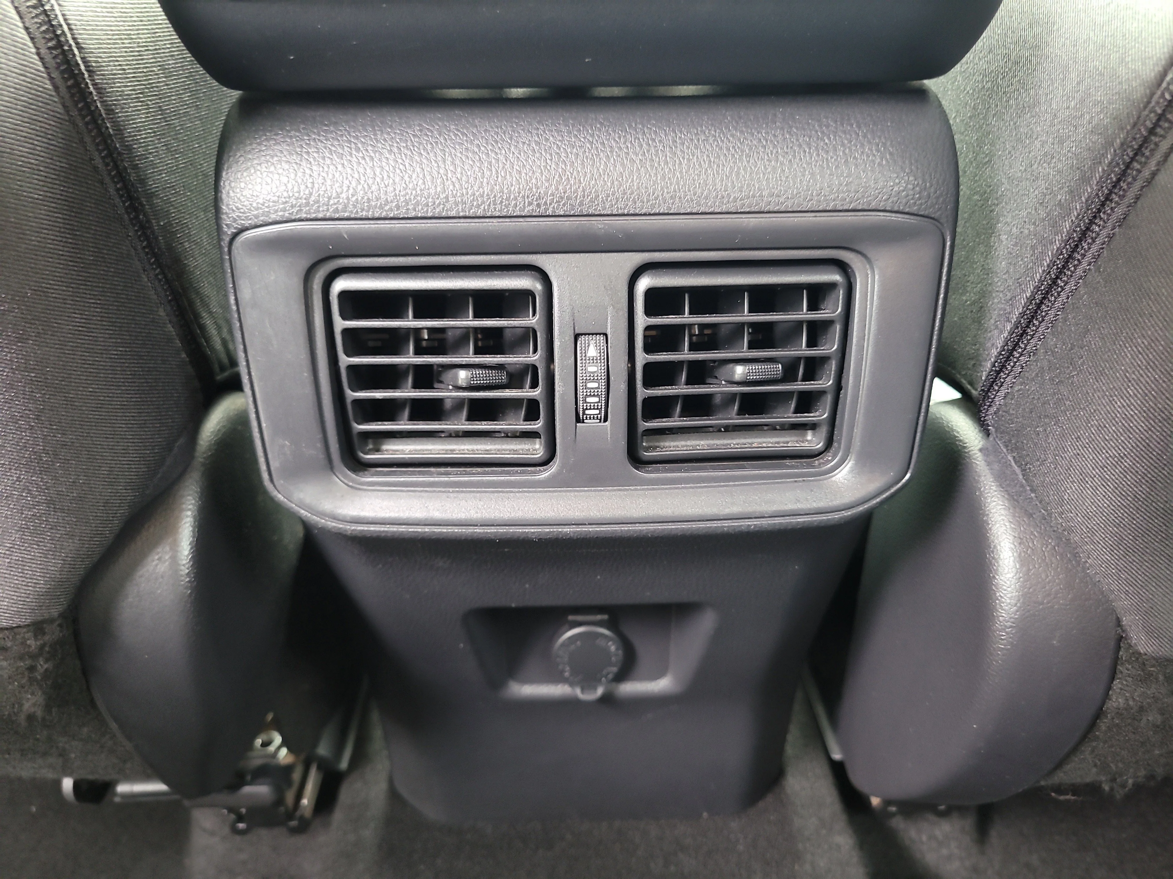 Used 2024 Magnetic Gray Metallic Toyota Hybrid LE image 15
