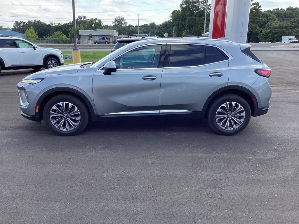 Used 2024 Gray Buick Preferred image 18