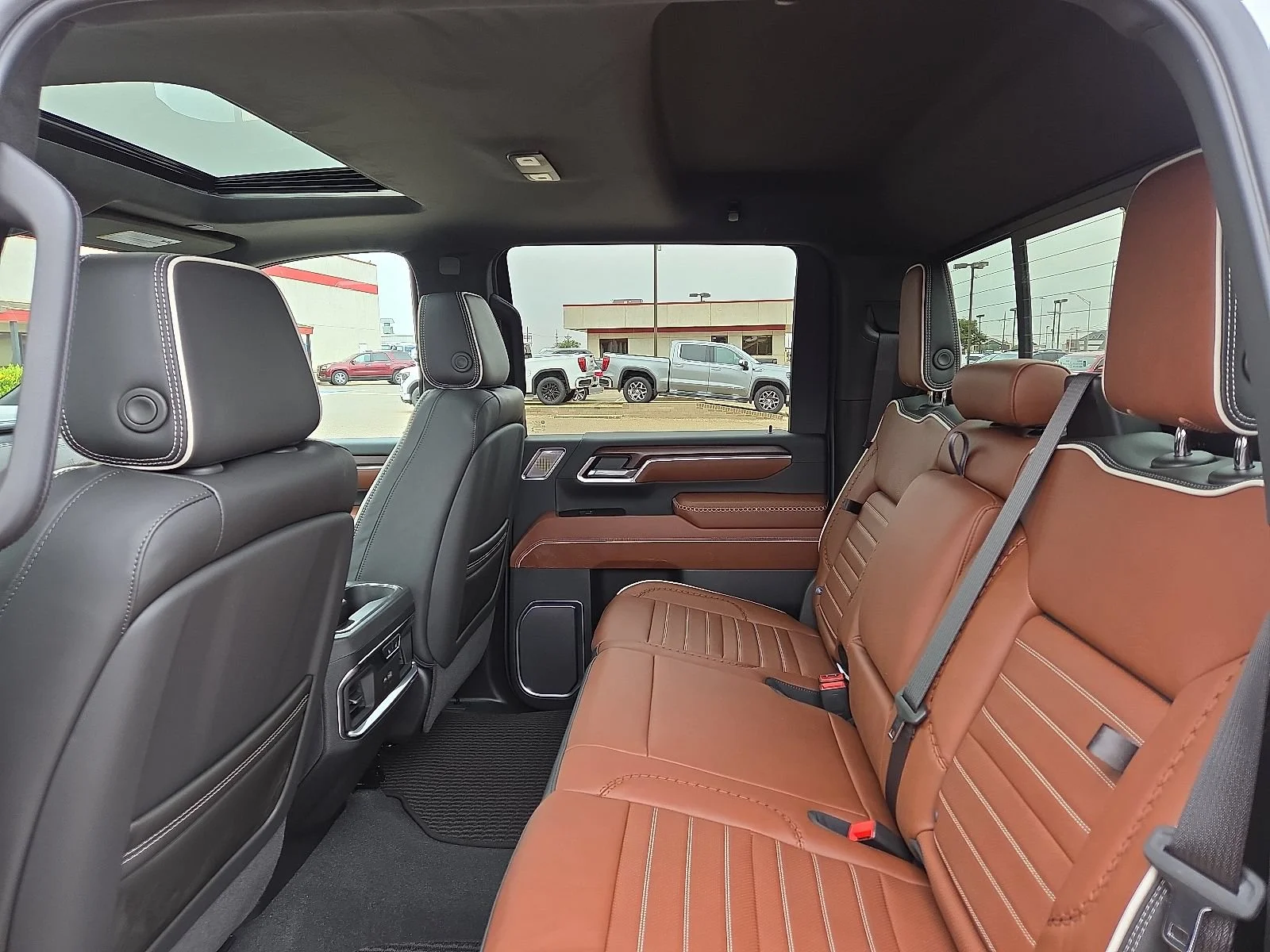2026 GMC Sierra 2500HD Denali Ultimate - Photo 10