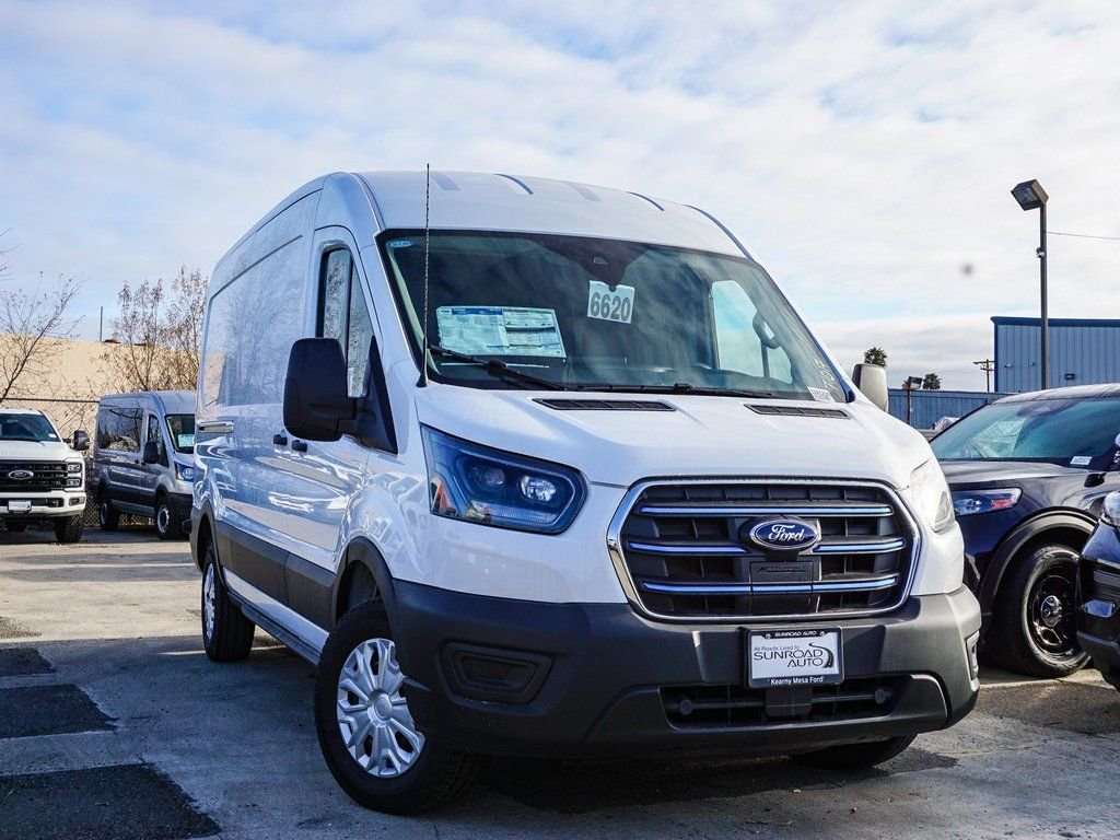 2024 Ford E-Transit BEV 350 Med Roof 148 WB's photo