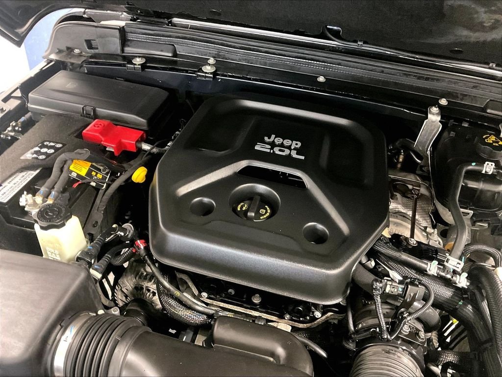 Used 2021 Black Jeep Unlimited Sport Altitude image 35