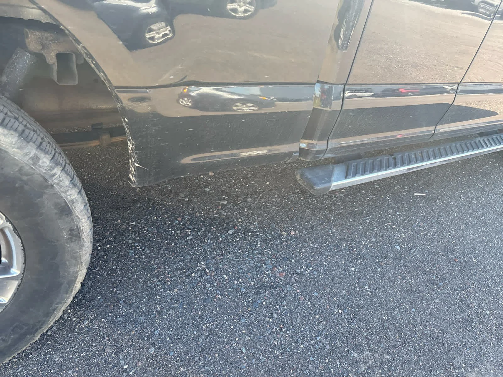 Used 2015 Tuxedo Black Metallic Ford Lariat image 9