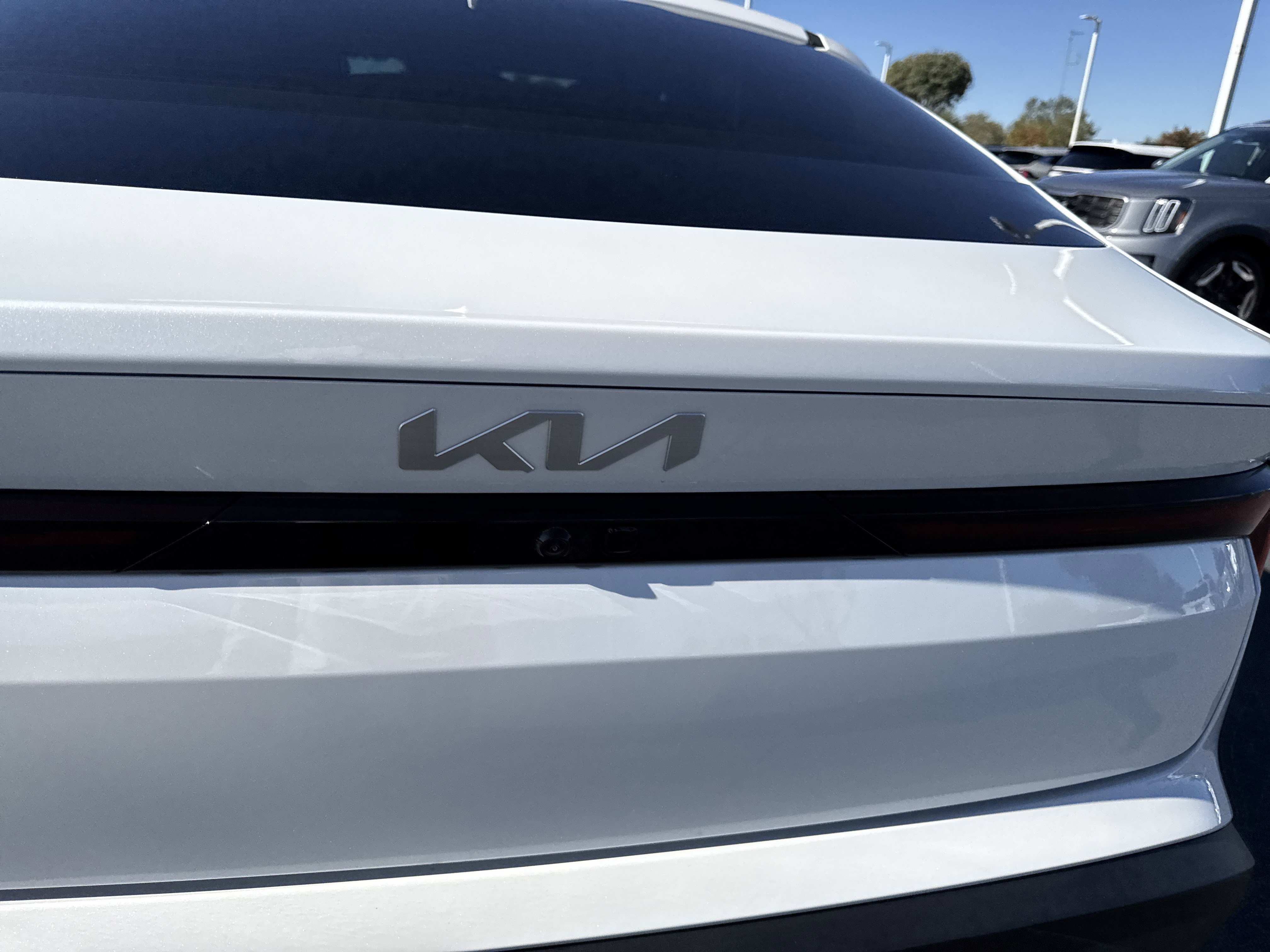 2025 Kia K4 LXS photo 3
