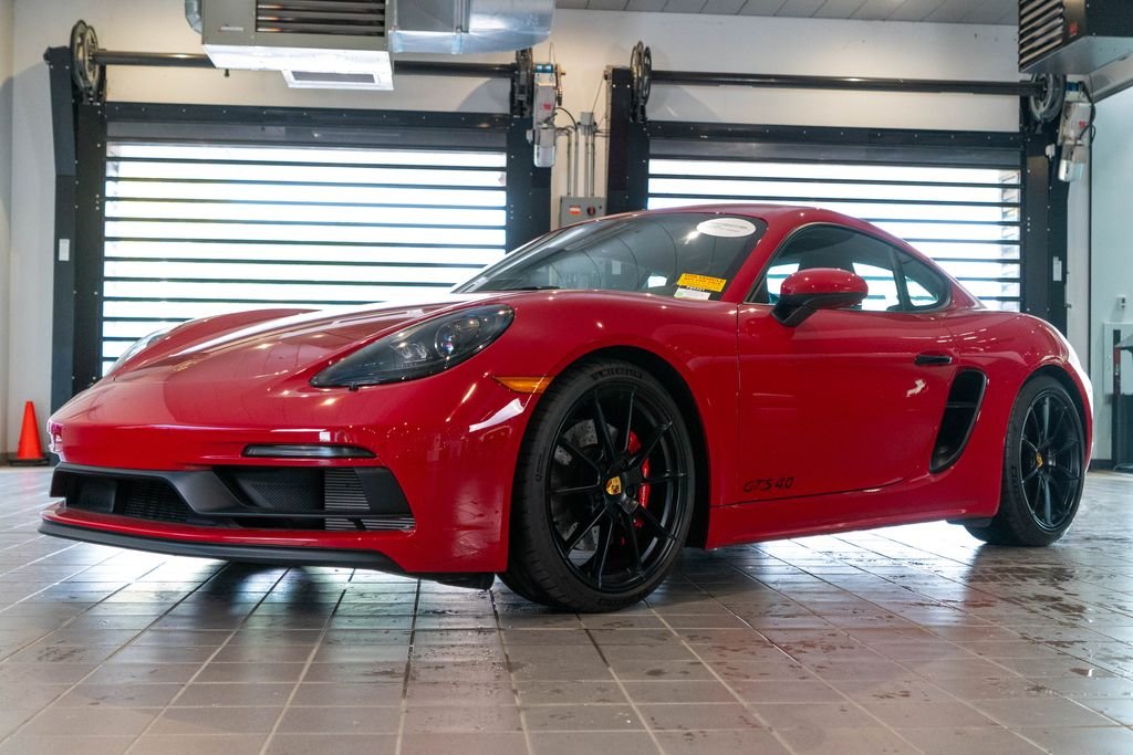 2025 Porsche 718 Cayman GTS's photo