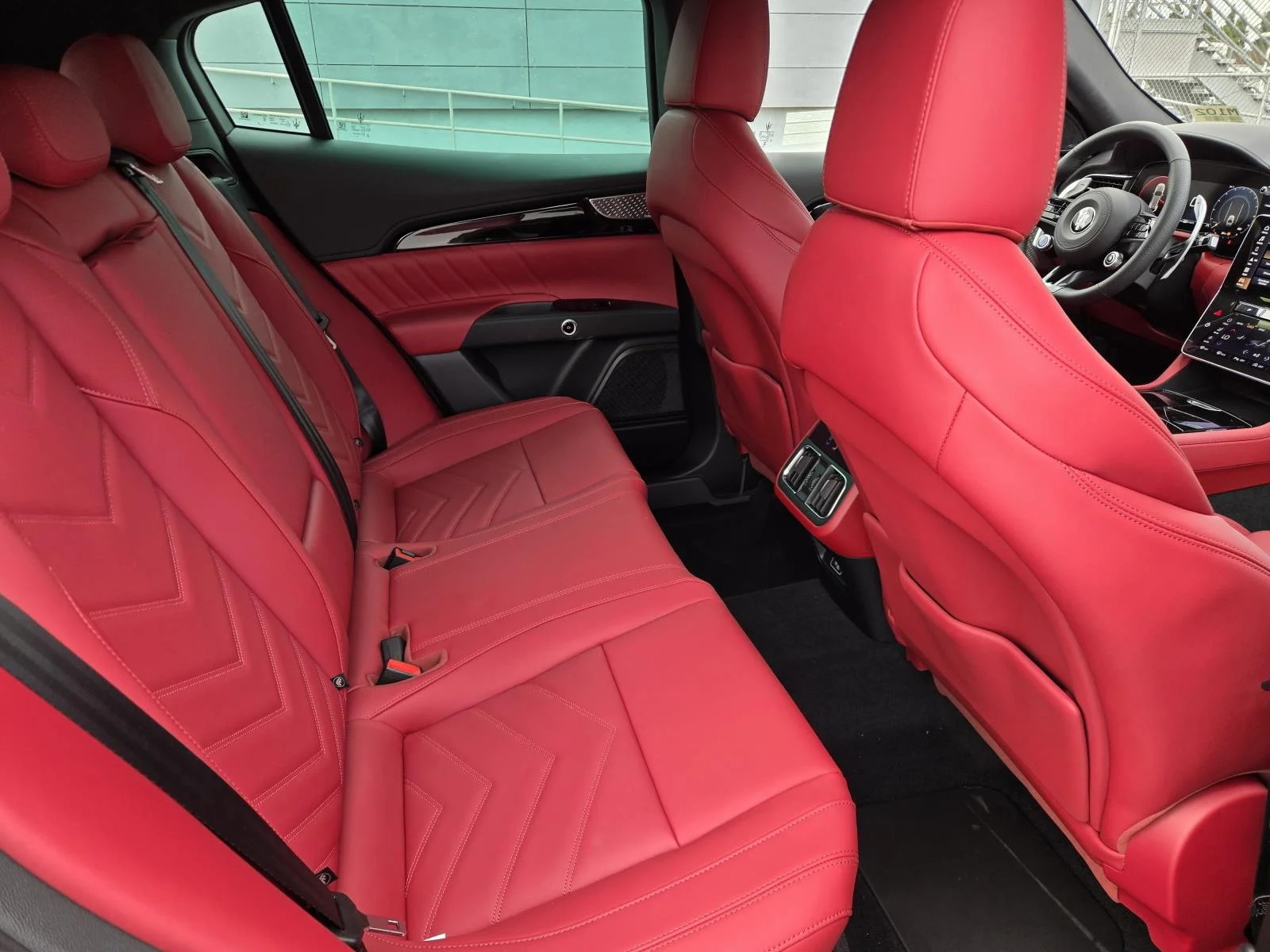 2026 Maserati Grecale Modena V6 - Photo 27
