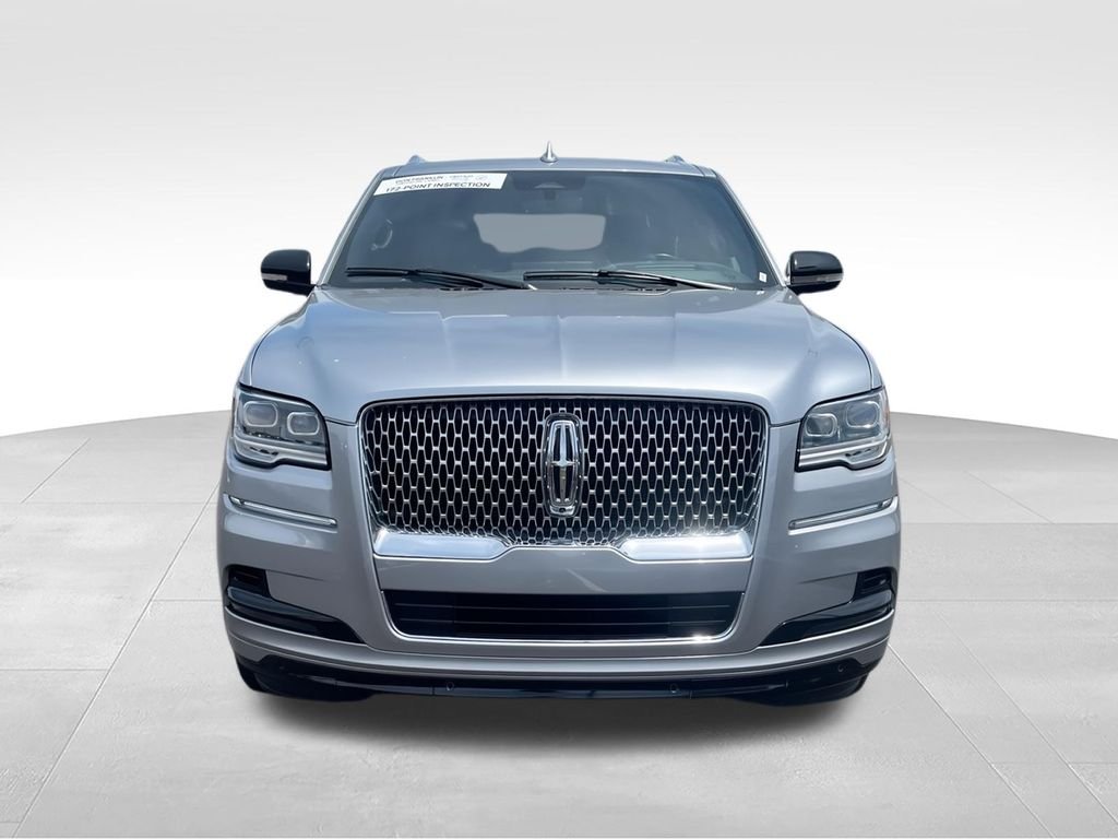Used 2023 Silver Lincoln Reserve image 3