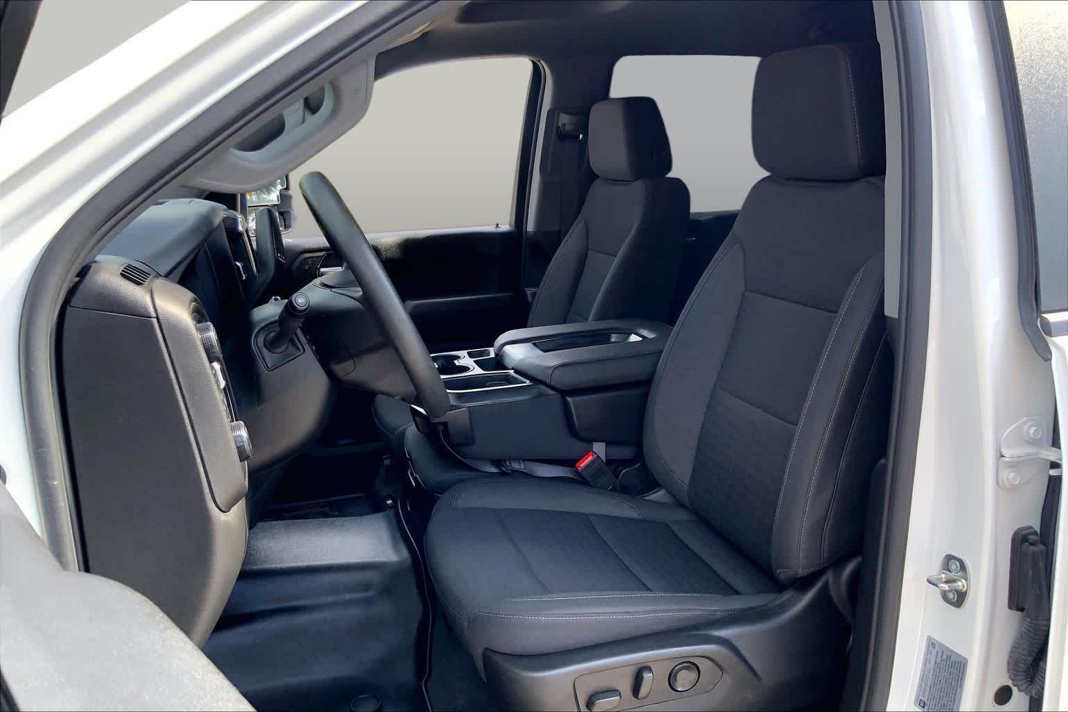 Used 2024 Summit White Chevrolet Custom image 7
