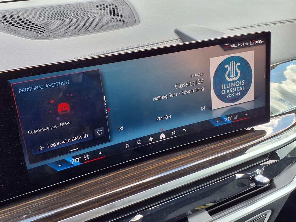 Used 2025 Brooklyn Grey Metallic BMW M60i image 3