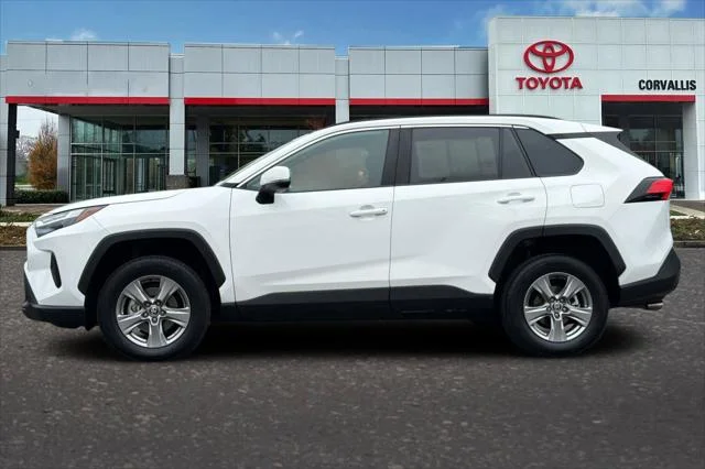 Certified Used 2025 ICE CAP Toyota  image 7