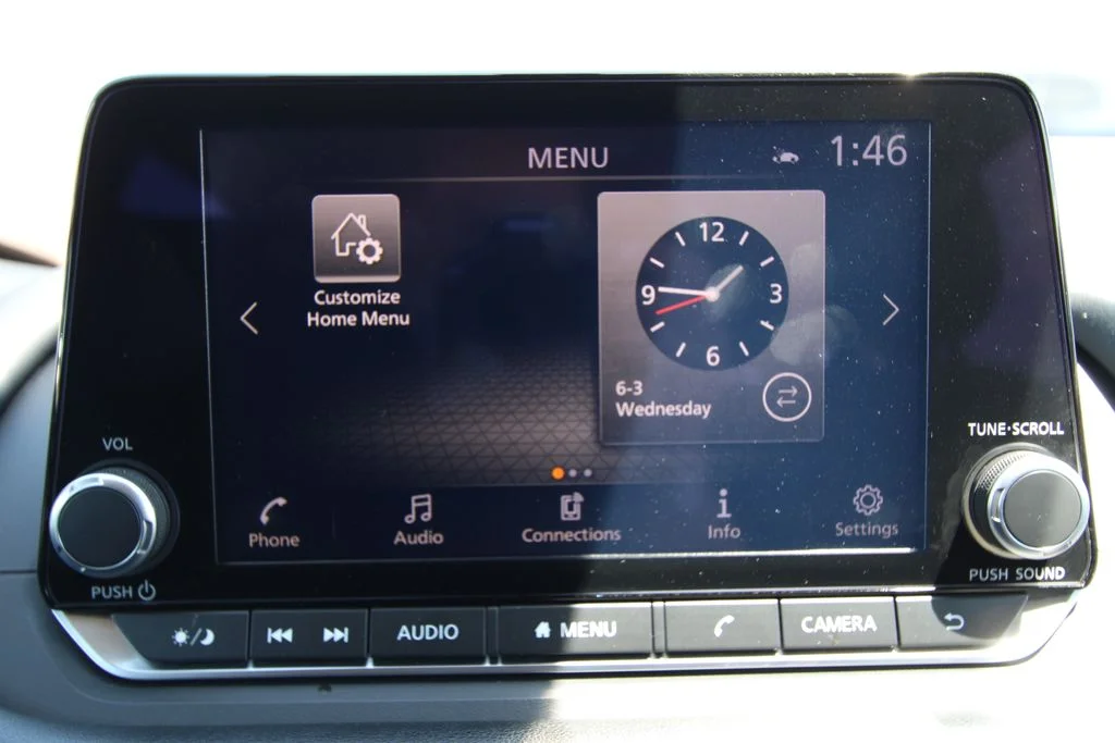 Used 2023 Silver Nissan SV image 30