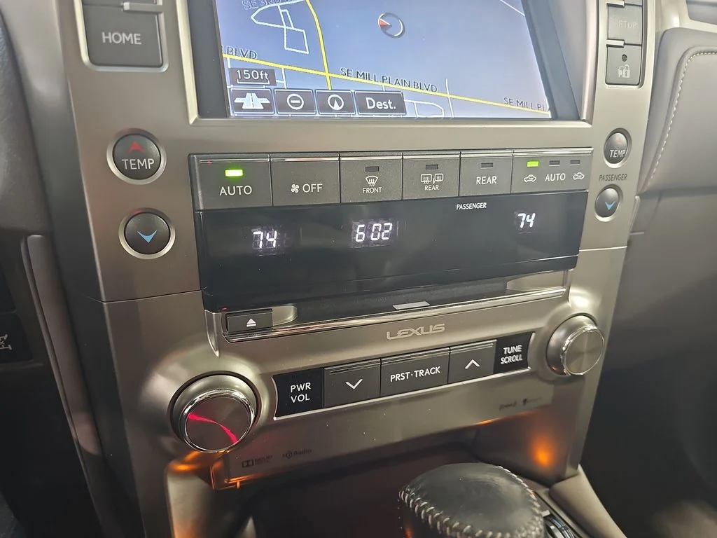 Used 2017 Black Lexus 460 image 24