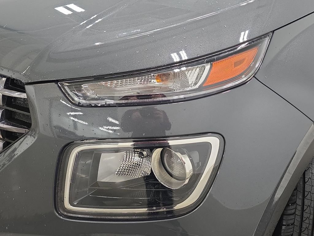 Used 2025 Ecotronic Gray Hyundai SEL image 28