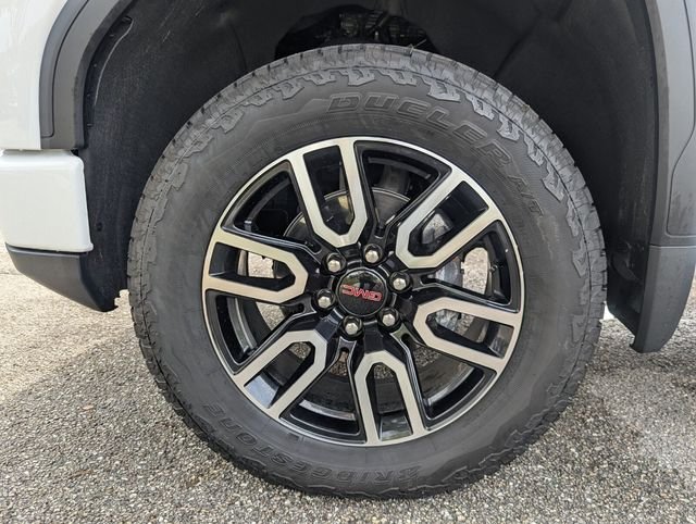 Used 2026 Summit White GMC AT4 image 10