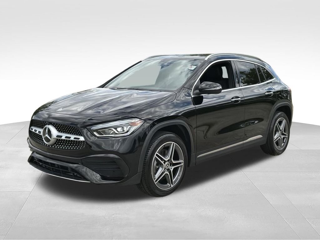 Used 2023  Mercedes-Benz GLA 250 image 2