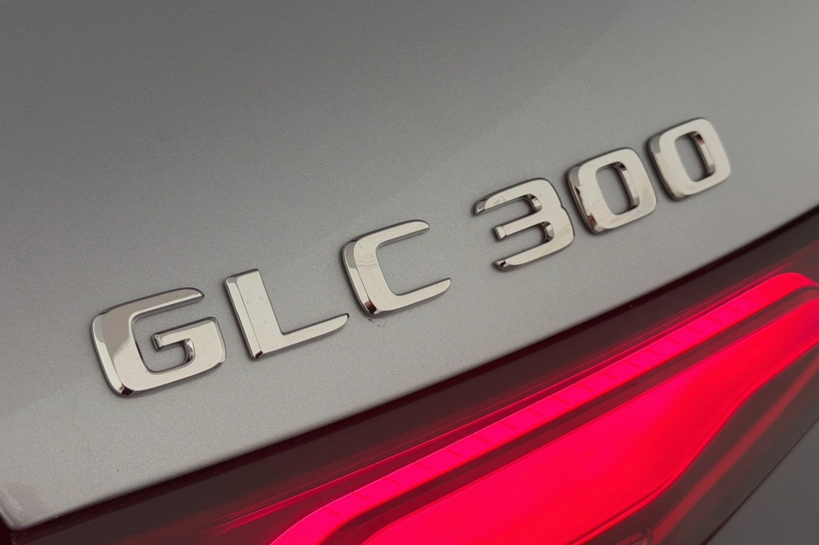 New 2026 Cirrus Silver Metallic Mercedes-Benz GLC 300 SUV image 8