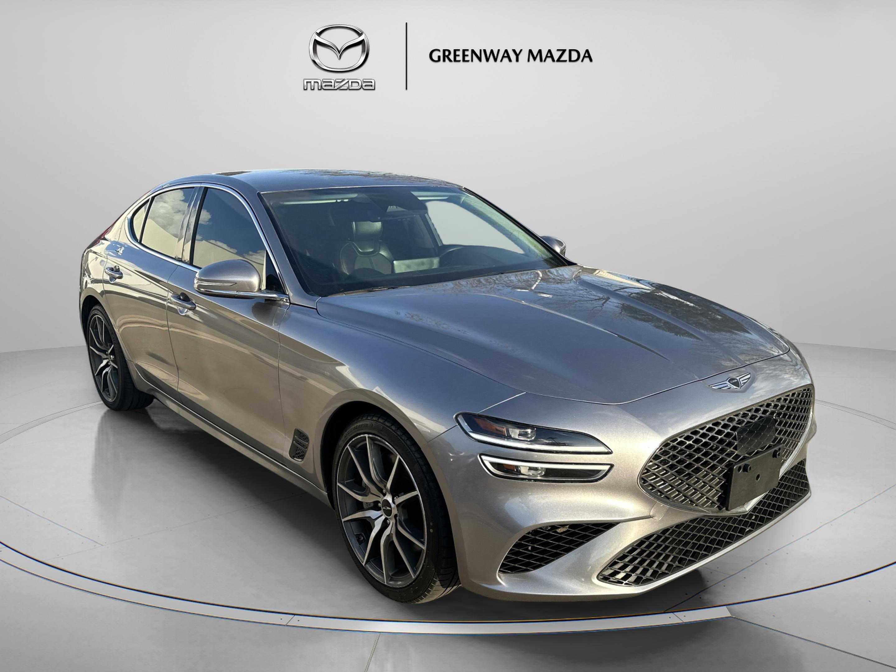 2025 Genesis G70 2.5T Standard's photo