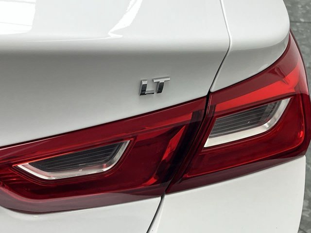 Used 2023 Summit White Chevrolet LT image 28