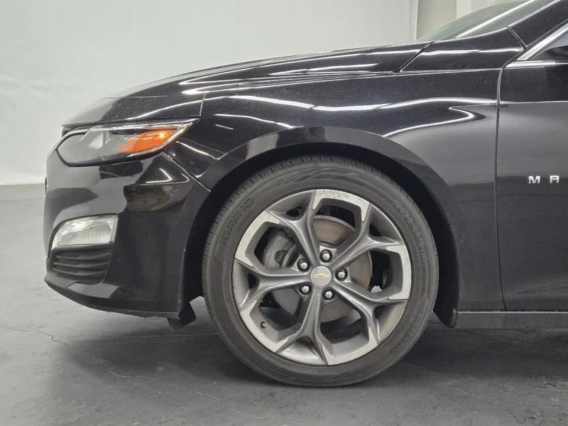 Used 2023 Mosaic Black Metallic Chevrolet LT image 6
