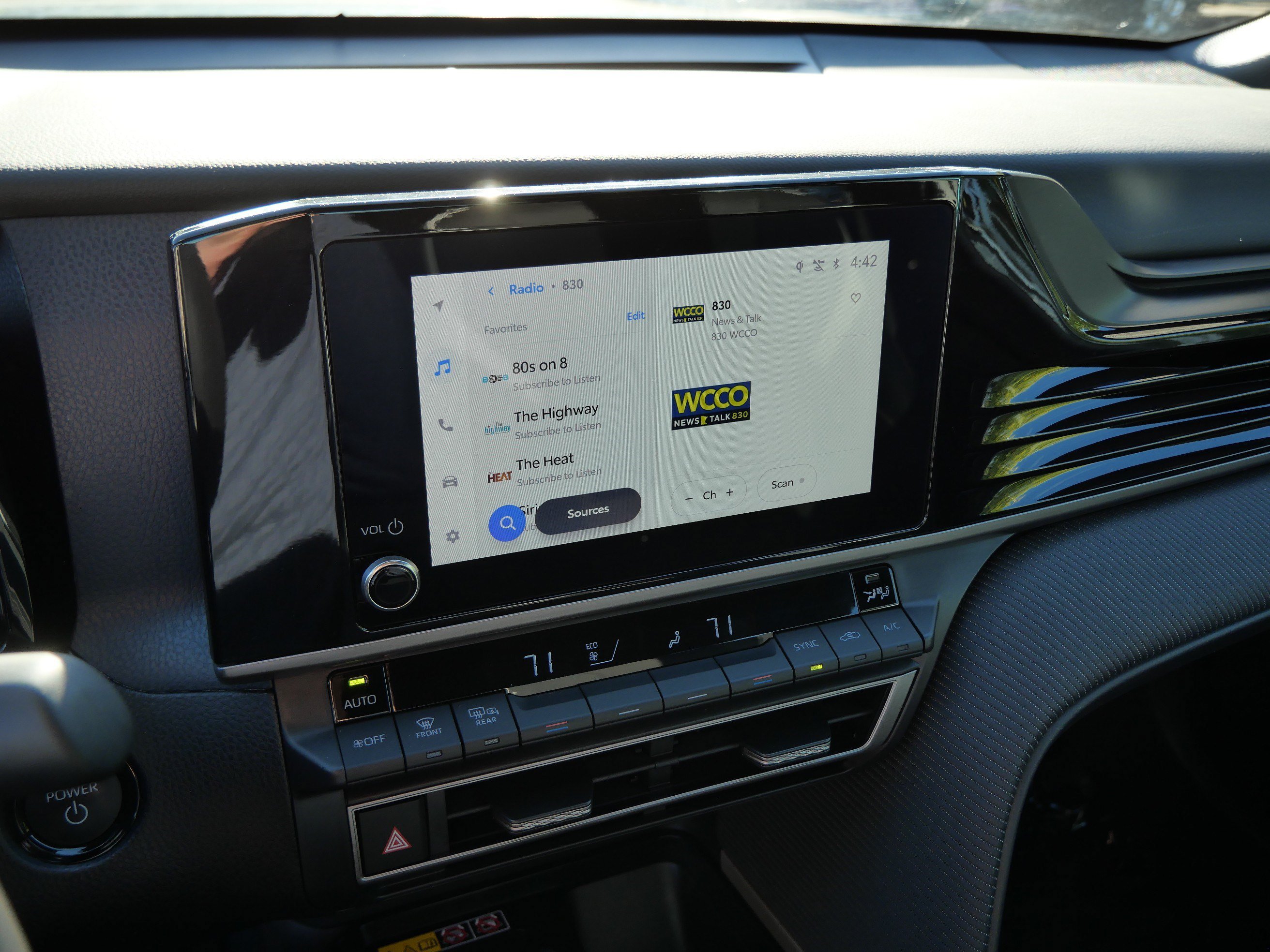Certified Used 2026 Ocean Gem Toyota SE image 23