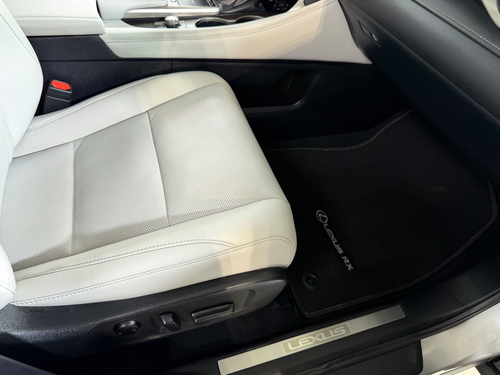 Used 2022 Silver Lexus 350 image 45