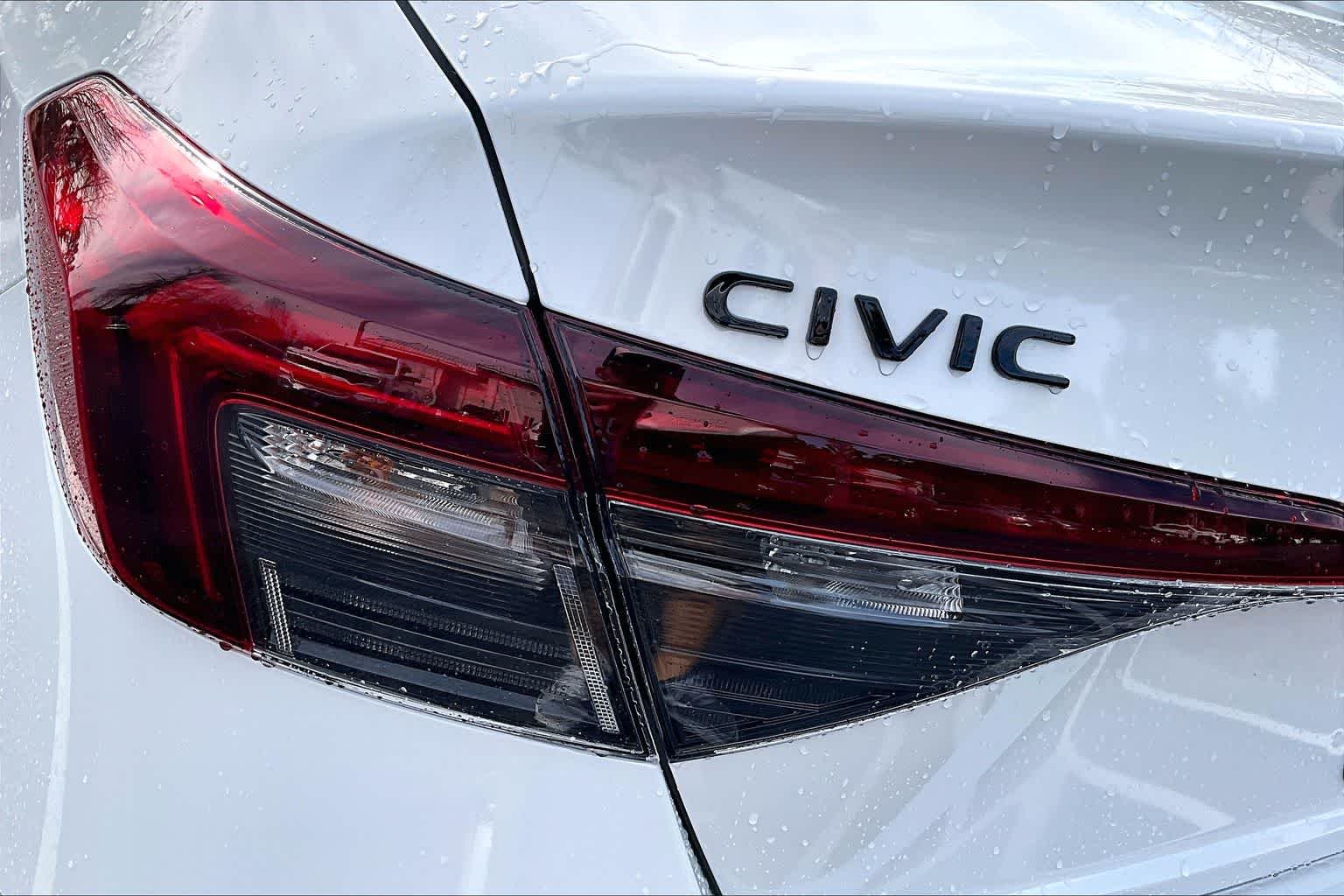 New 2026 Platinum White Pearl Honda 2WD Sport Hybrid image 12