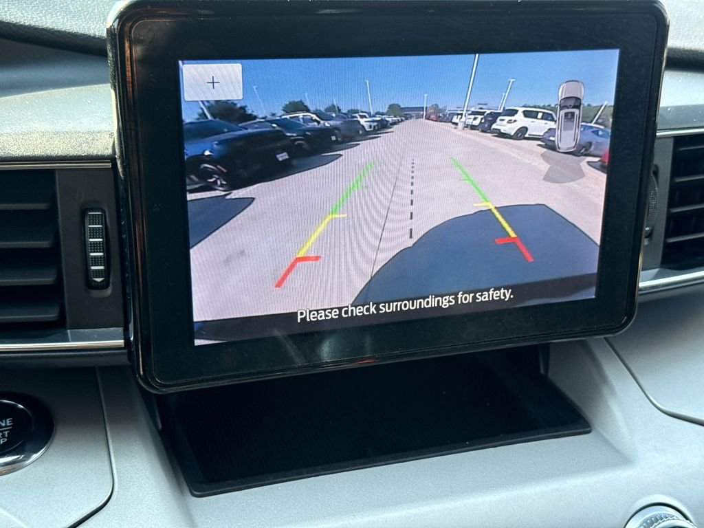 Used 2023 Blue Ford XLT image 25