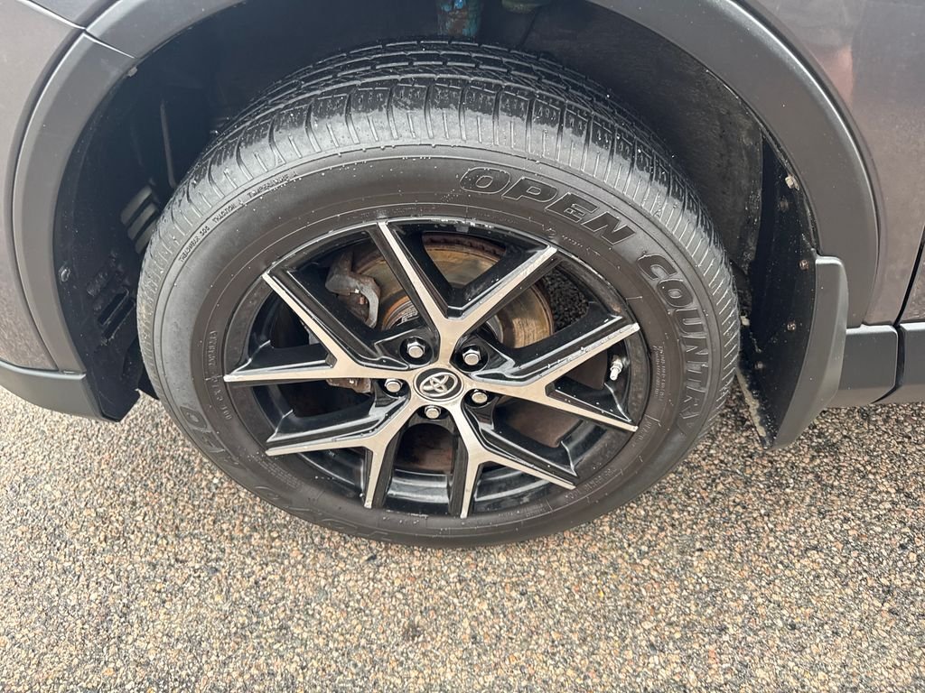 Used 2016 Gray Toyota SE image 42
