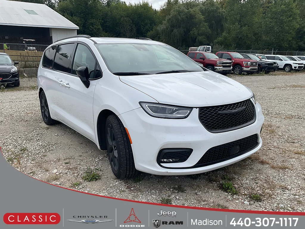 2025 Chrysler Pacifica