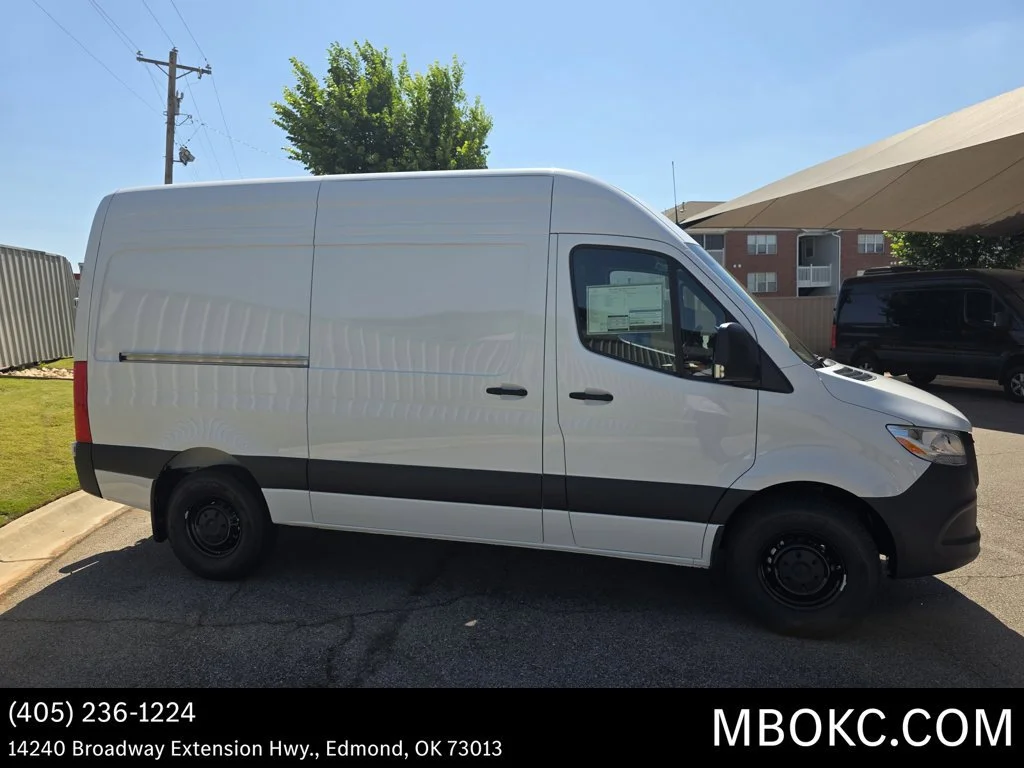 New 2026 Arctic White Mercedes-Benz Cargo 144 WB image 18