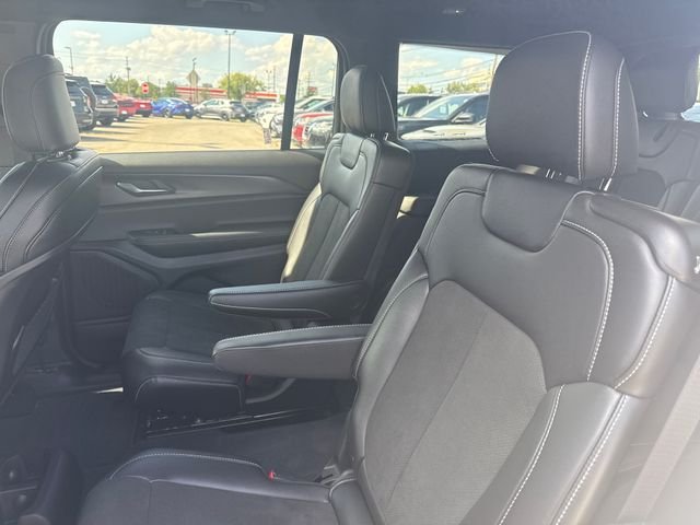 Used 2025 White Jeep Altitude X image 14