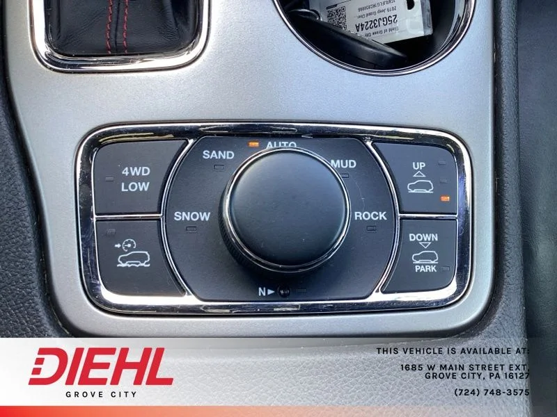 Used 2019 Gray Jeep Trailhawk image 39