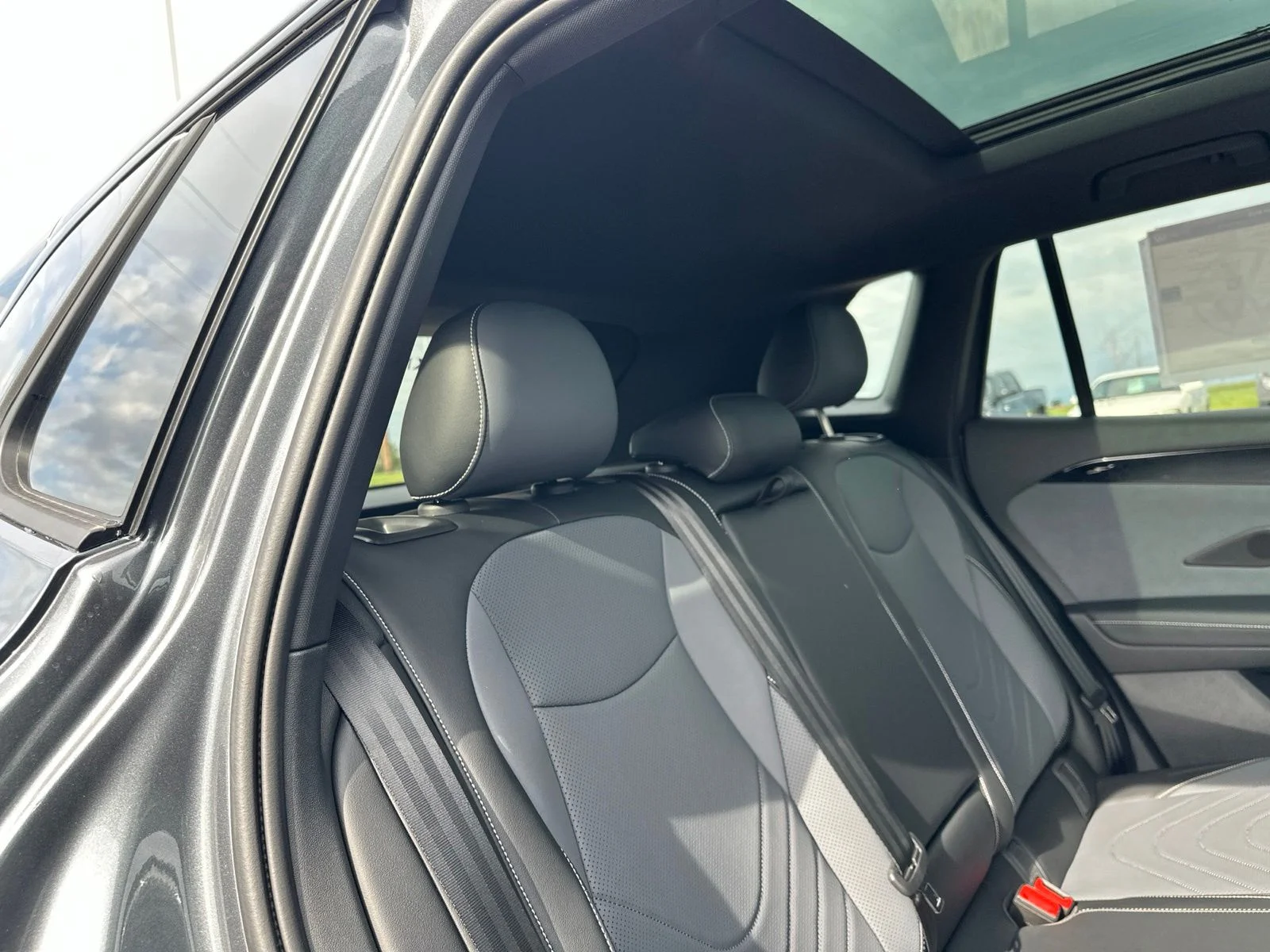 New 2026 Gray Volkswagen 2.0T SE R-Line Black image 33