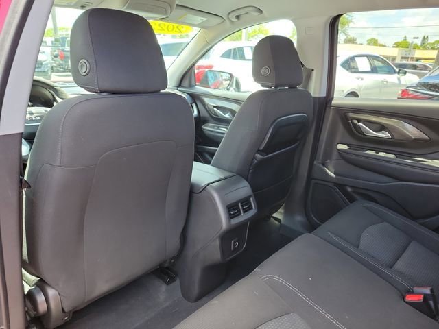 Used 2022 Red GMC SLE image 10