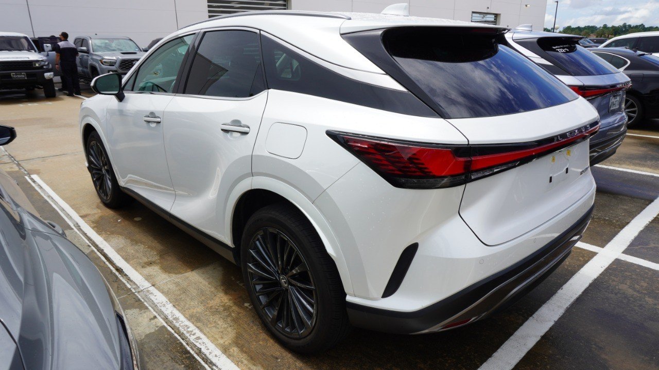 Certified Used 2024 White Lexus RX 350 Premium image 7