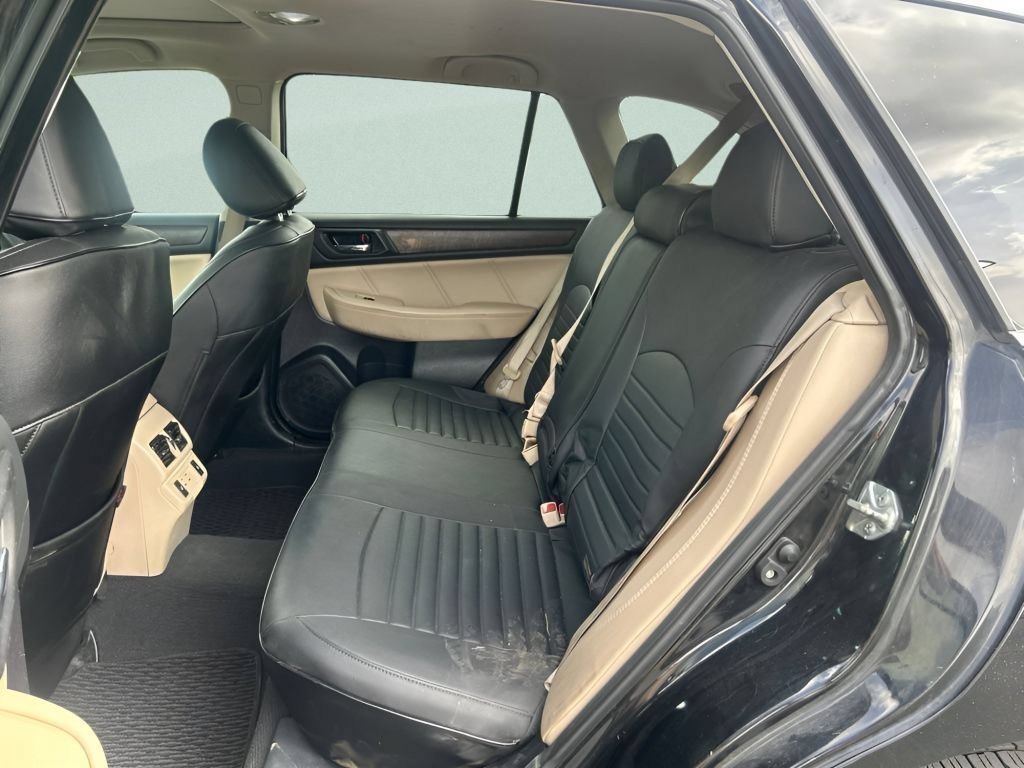 Used 2018 Crystal Black Silica Subaru 2.5i image 17