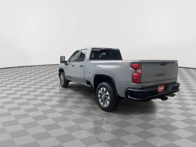 Used 2024 Slate Grey Metallic Chevrolet Custom image 38