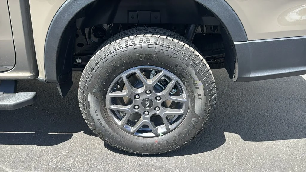 New 2026 Marsh Gray Ford XLT image 8