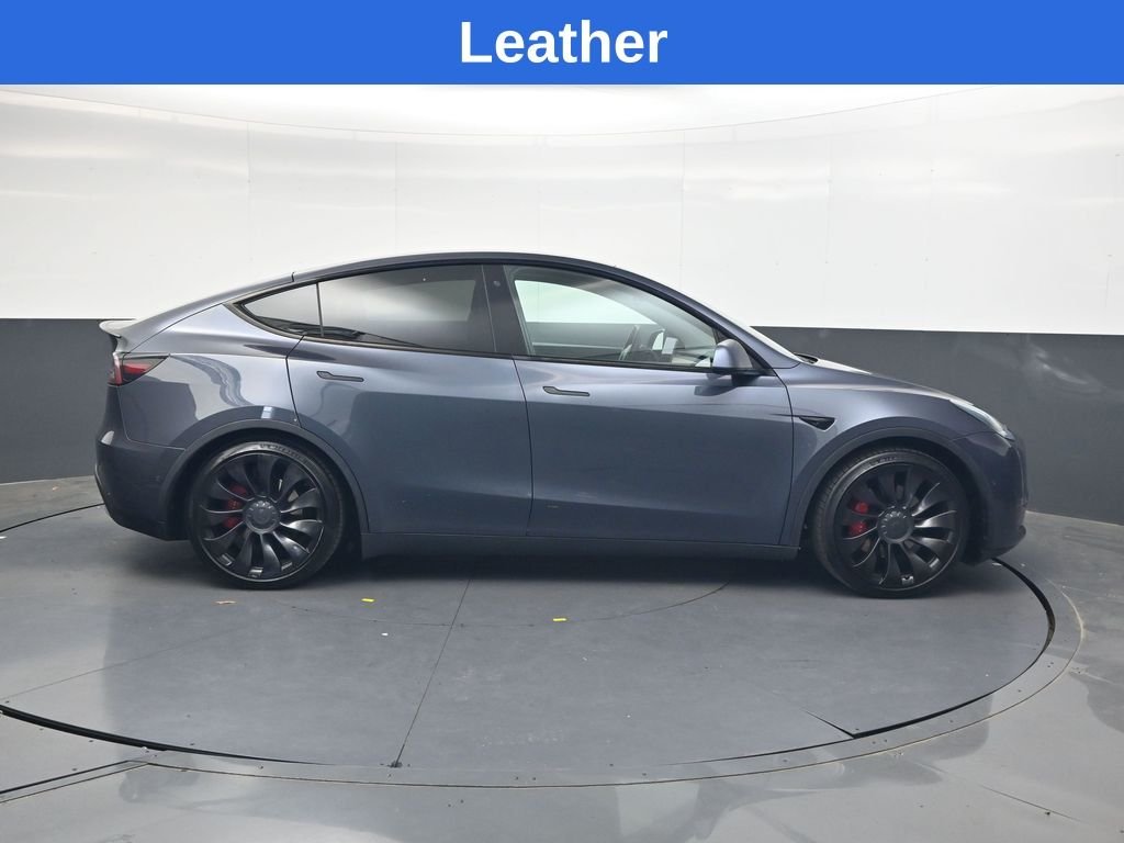 Used 2020  Tesla Performance image 3