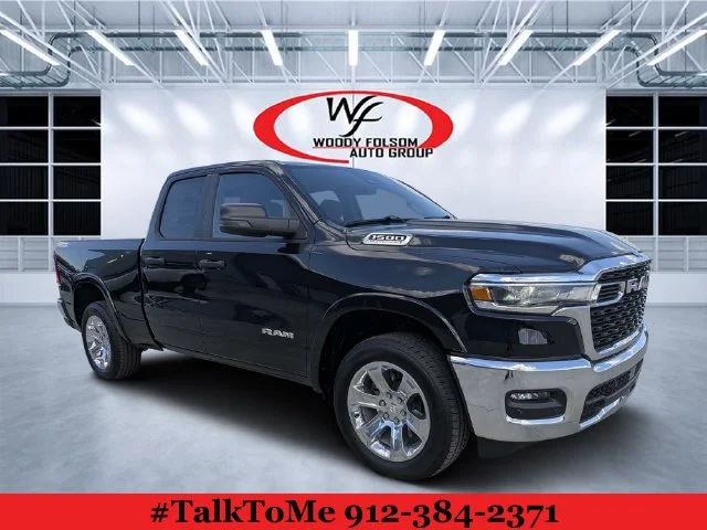 New 2026 Diamond Black Crystal Pearl-Coat Exterior Paint RAM Big Horn/Lone Star image 1