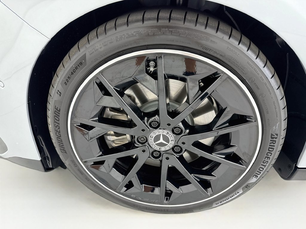 New 2027 Cirrus Silver Metallic Mercedes-Benz CLA 220 image 29
