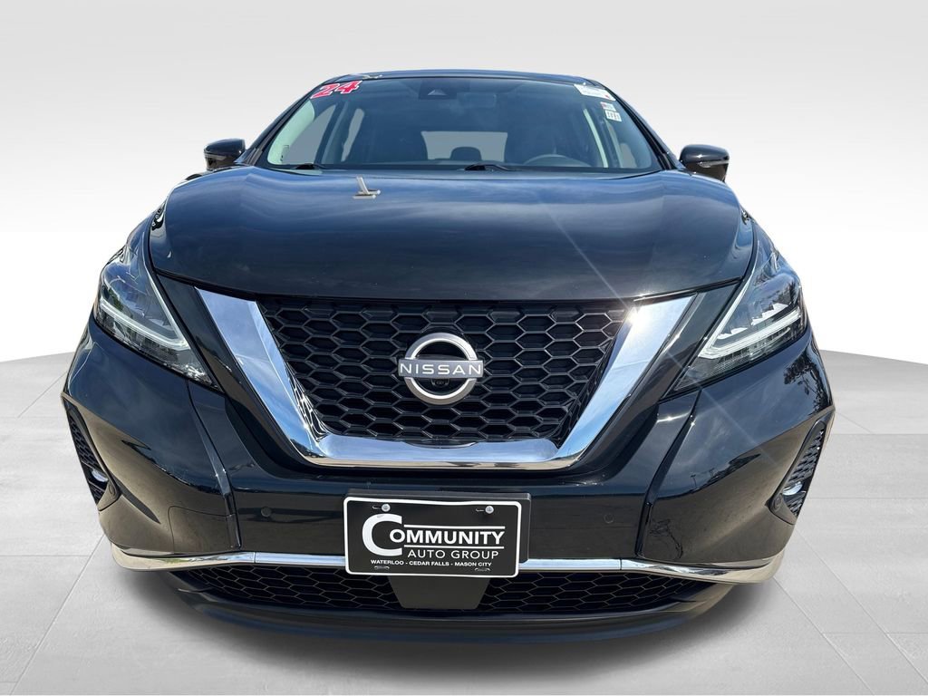 Used 2024 Black Nissan SL Intelligent AWD image 9