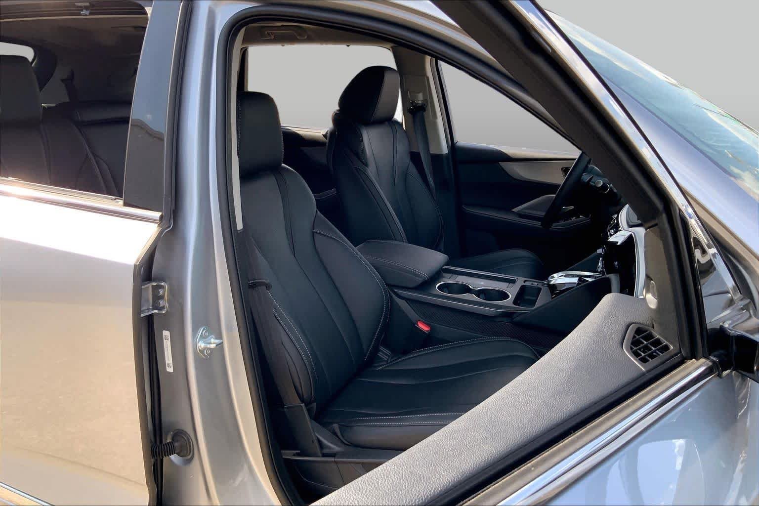 Certified Used 2026 Solar Silver Metallic Acura with Technology Package image 9