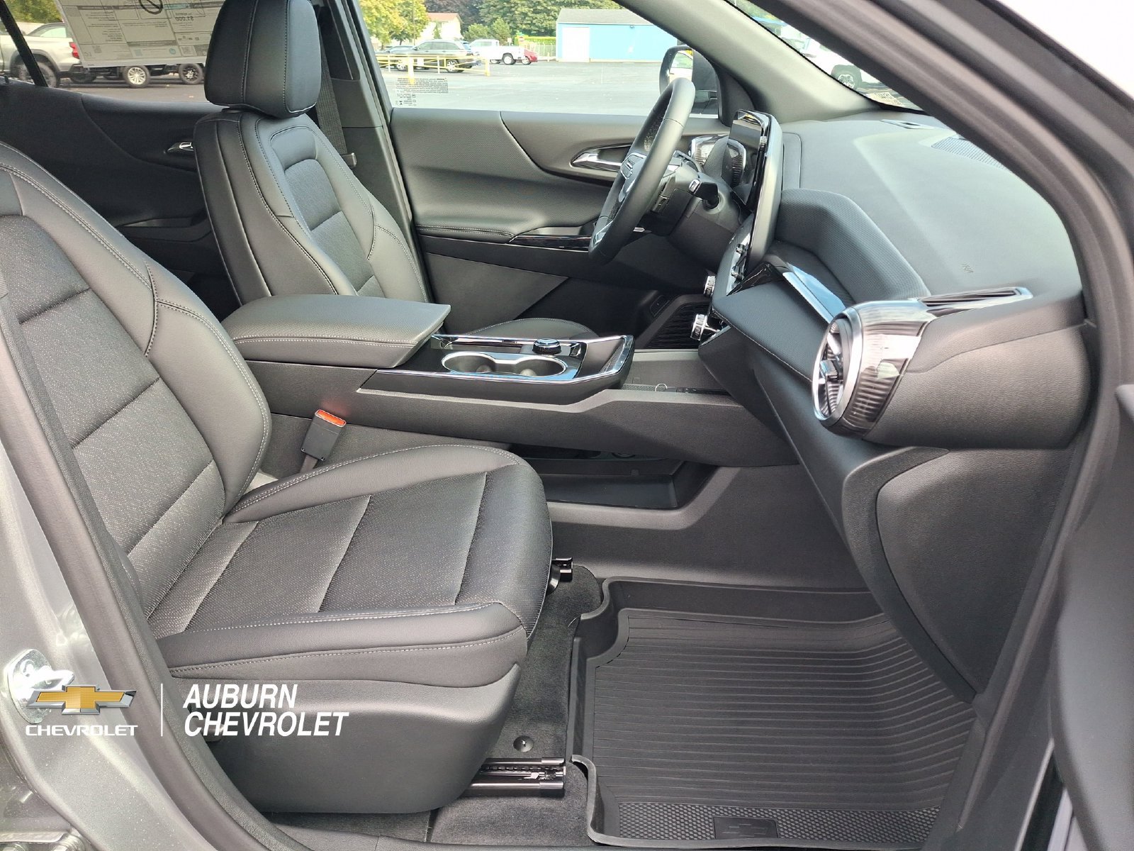 2027 Chevrolet Equinox LT - Photo 19