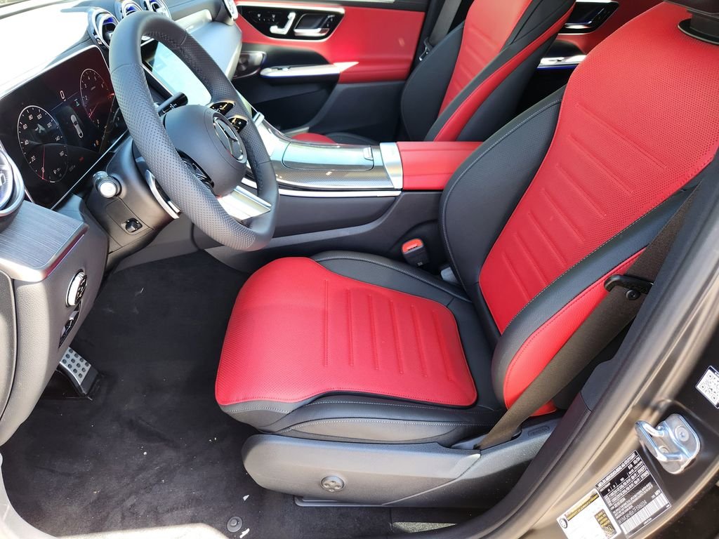 New 2026 MANUFAKTUR Graphite Grey Magno Mercedes-Benz GLC 300 COUPE 4MATIC® image 13