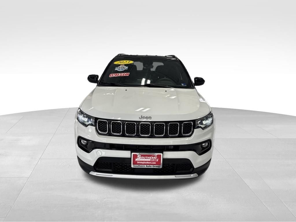 Used 2023 White Jeep Limited image 9